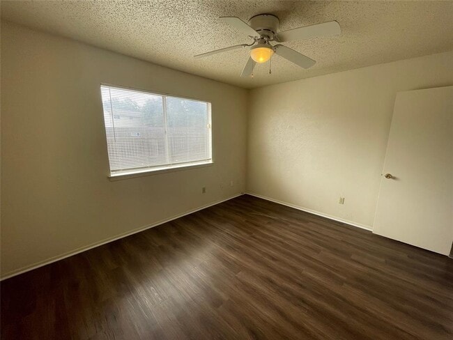 Building Photo - 7603 Woodstone Cove