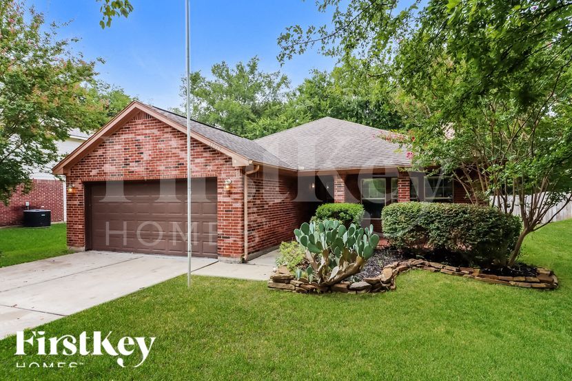 Building Photo - 13029 Victoria Regina Dr