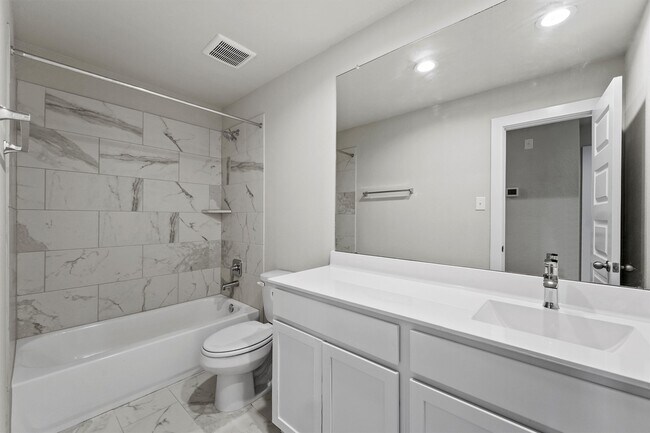 Building Photo - 29357 Sycamore Cave Ln