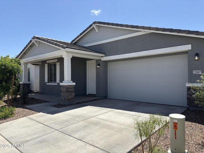 Building Photo - 22887 E Bonanza Way
