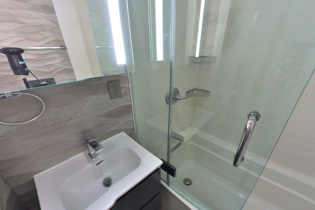 Building Photo - 438 W 52nd St