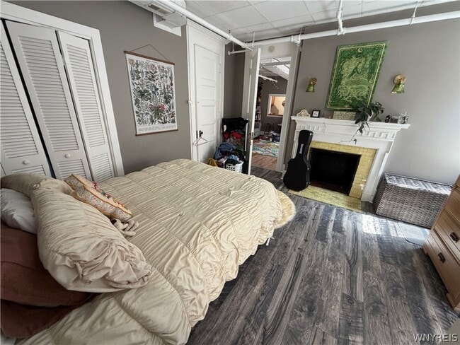 Building Photo - 1115 Delaware Ave