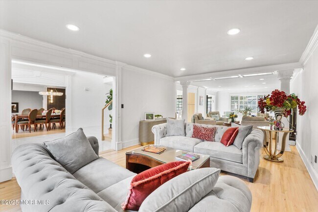 Building Photo - 13 Valley Forge Rd