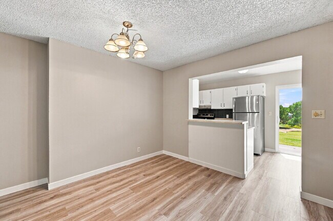 Building Photo - $2,340.95, 2 Beds - 3 Bath, Single Family Home in Littleton with Brand New Appliances!