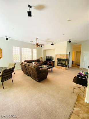 Building Photo - 348 Hanbury Manor Ln