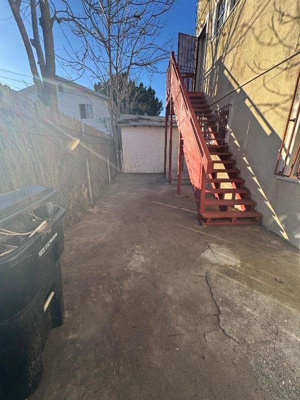 Building Photo - 250 W 49th St