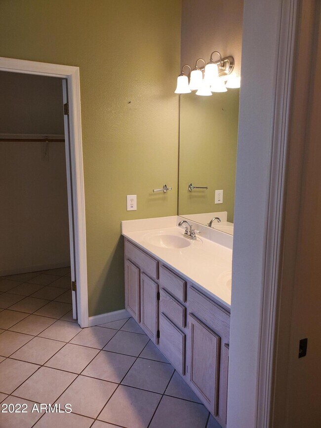 Building Photo - 3522 N Ramada