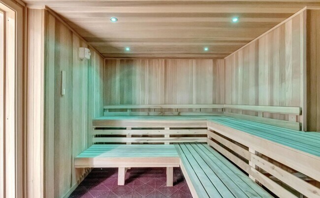 Building Photo - 6165 Sunny Pointe Cir