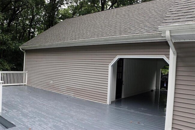 Building Photo - 52 Charcalee Dr