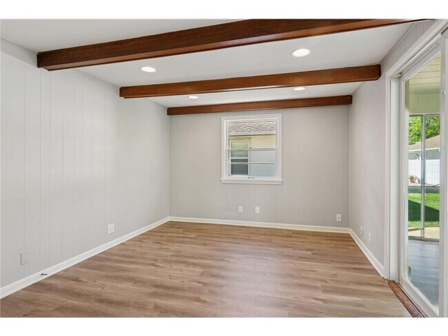 Building Photo - 6416 Wilryan Ave