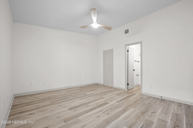 Building Photo - 9350 Arbolita Way