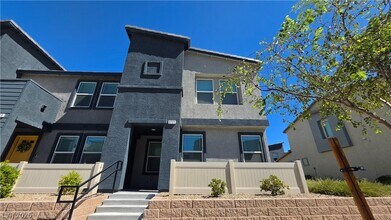 Building Photo - 3721 Celesta Vis Ave