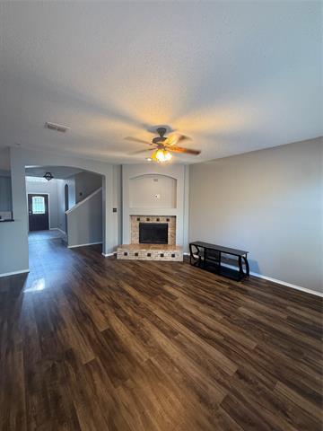 Building Photo - 4000 Juniper Ct