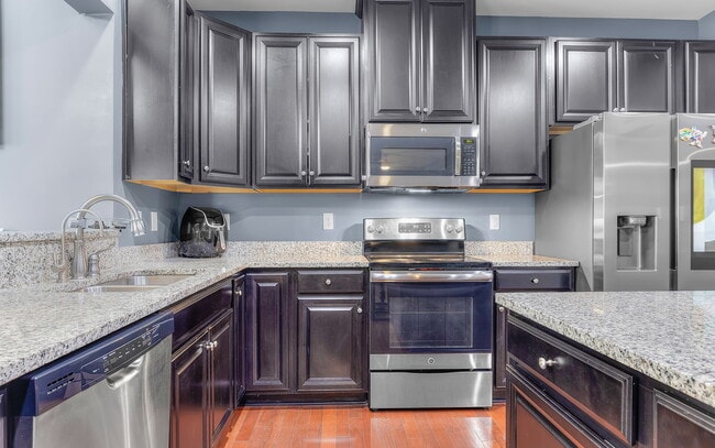 Building Photo - 225 Mayberry Ct