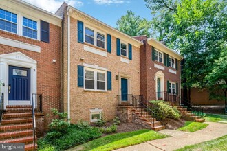 Building Photo - 2226 N Tuckahoe St