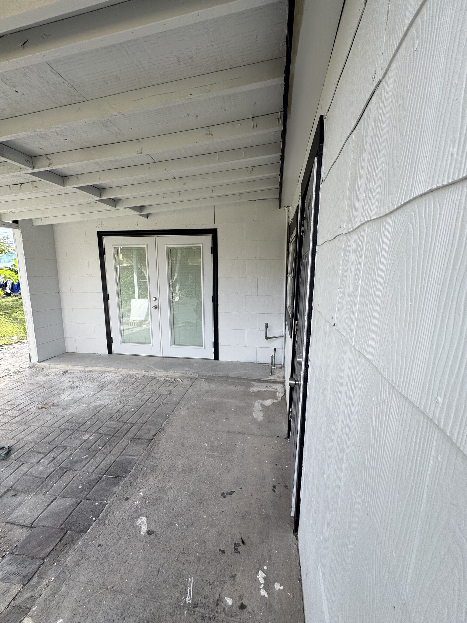 Building Photo - 216 S B St