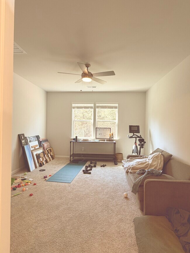 Building Photo - 306 Poinsett Bridge Wy