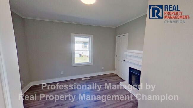Building Photo - Updated 3 BD/1.5 BA Home in the Heart of Downtown Wilmington