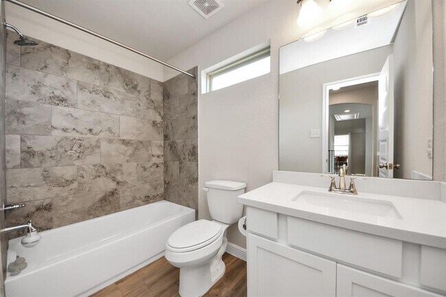 Building Photo - 5312 Cascade Ct