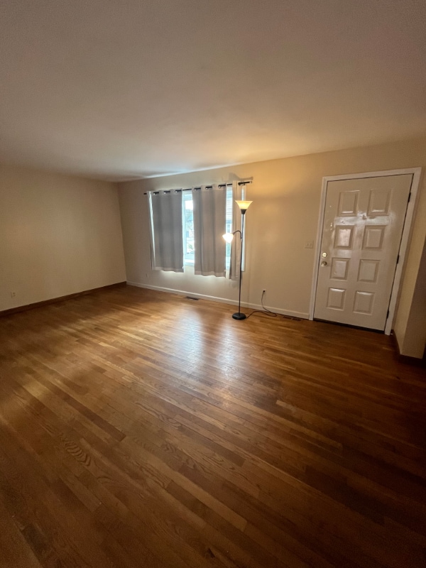 Building Photo - 7 Bryson Ave