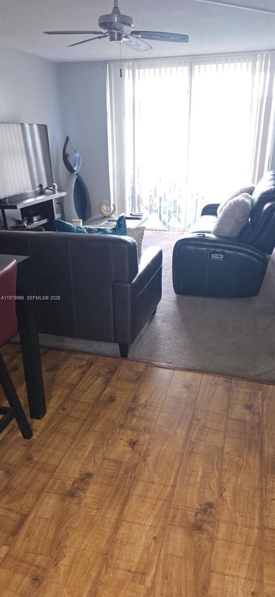 Building Photo - 8100 Sunrise Lakes Blvd