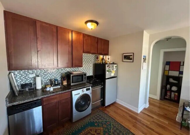 Building Photo - 550 Arlington-610