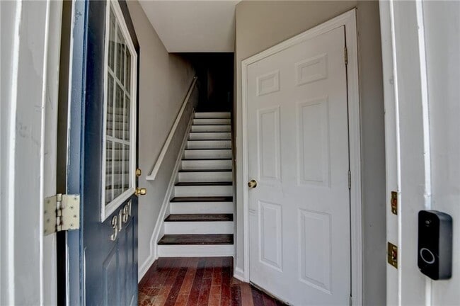 Building Photo - 3187 Mill Springs Cir NE