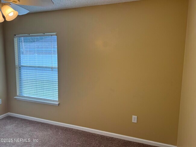 Building Photo - 1318 Yellow Jacket Ct