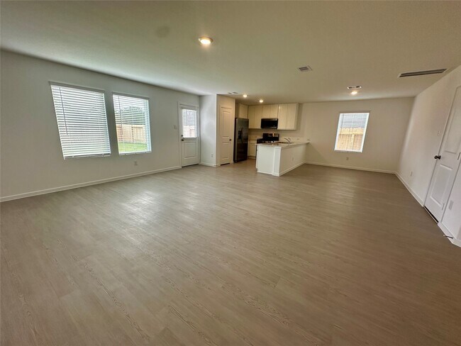 Building Photo - 13310 Rayhill Dr