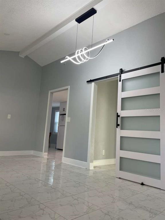 Building Photo - 10106 Royal Acres Ct