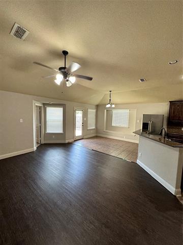 Building Photo - 2036 Allyson Dr.