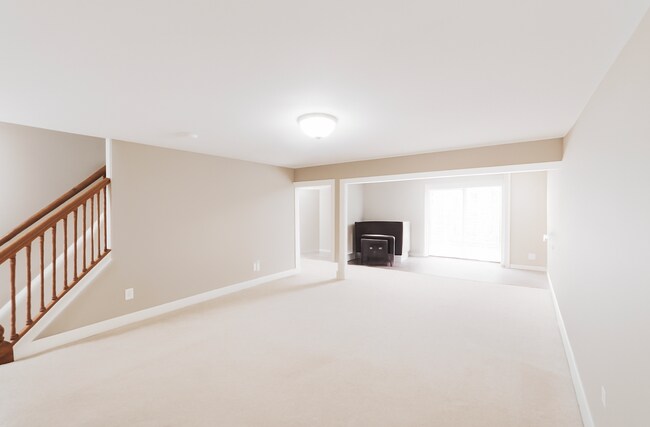 Building Photo - 3164 Lawrin Ct