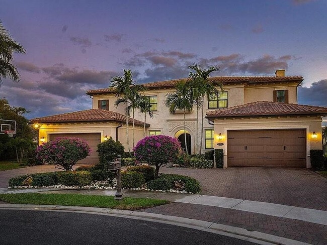 Building Photo - 17511 Cadena Dr