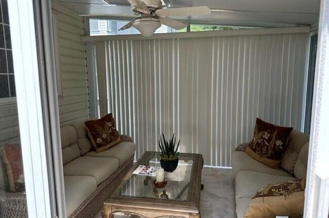 Building Photo - Stunning 5BR House in Roundtree Estates