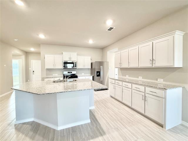 Building Photo - 8420 Hollymead Ln