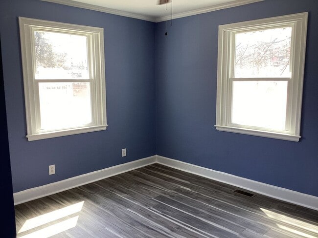 Building Photo - 5123 Kilbourne Rd