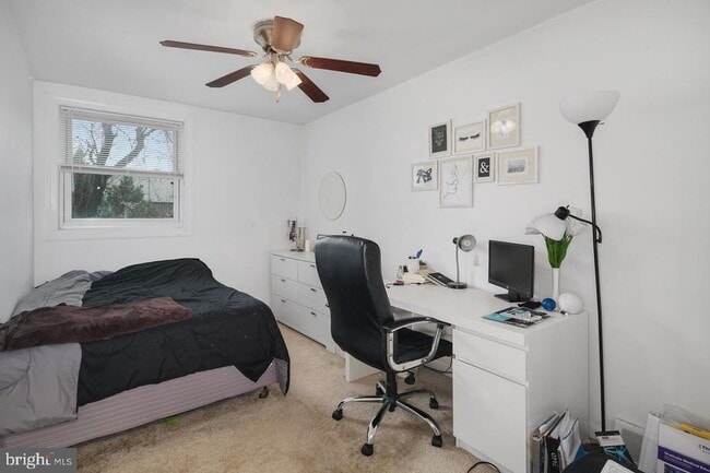 Building Photo - 2702 Cranston Rd