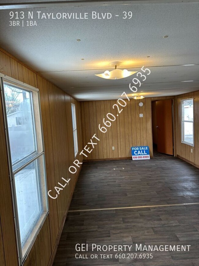 Building Photo - Nicely remodeled 3 bedroom home