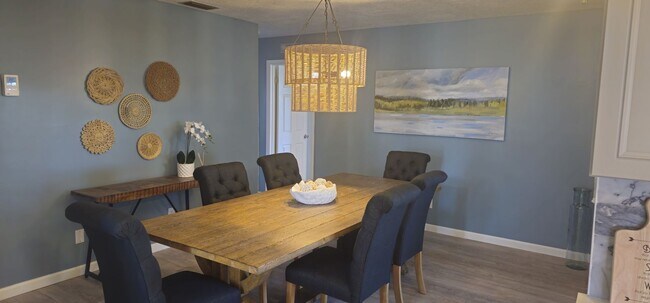 Building Photo - $6,000 Per Month FULLY FURNISHED - SATELLITE BEACH FL- MINUTES TO BEACH