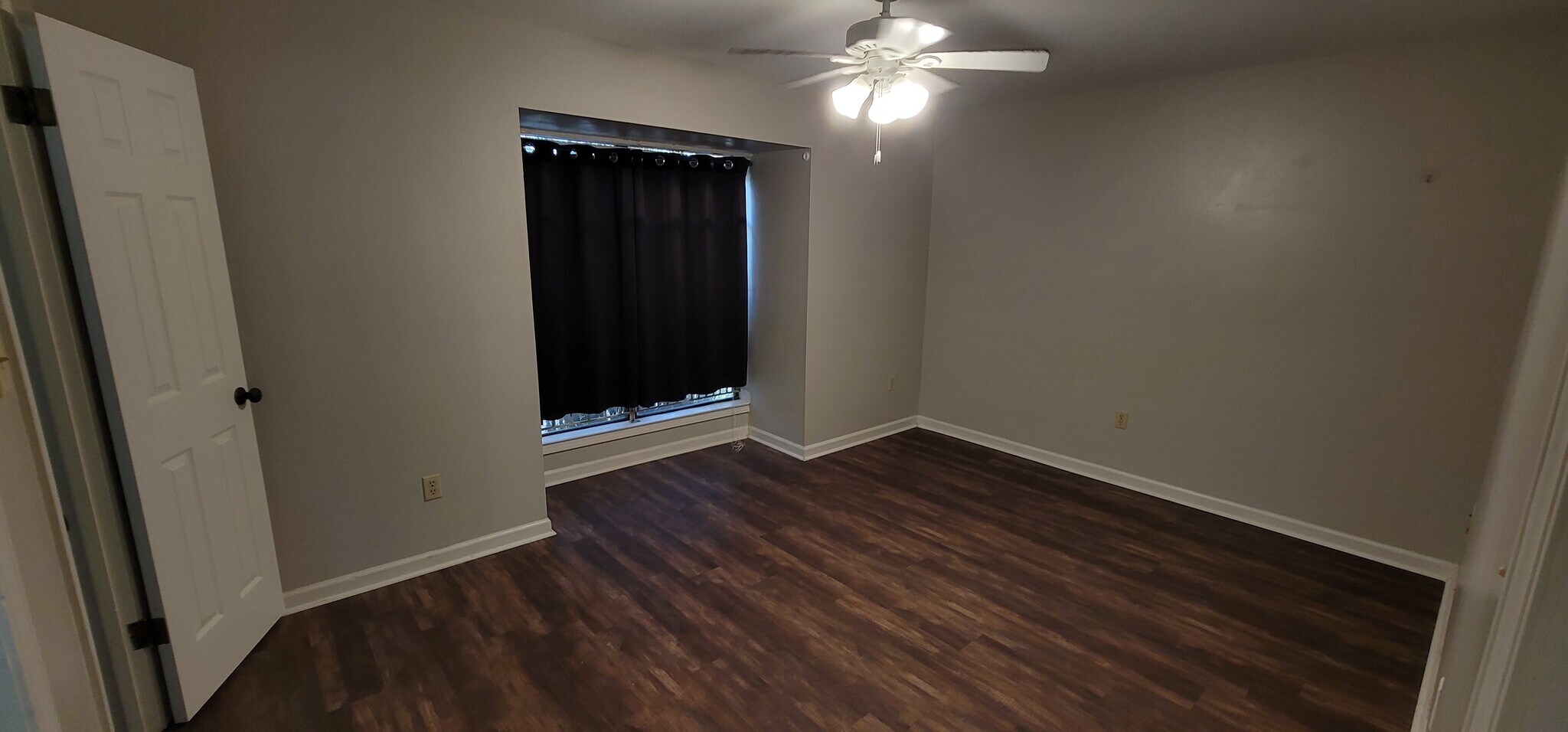 Building Photo - 1748 Port Dr
