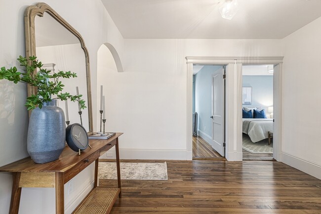 Building Photo - 41 Westmoreland St