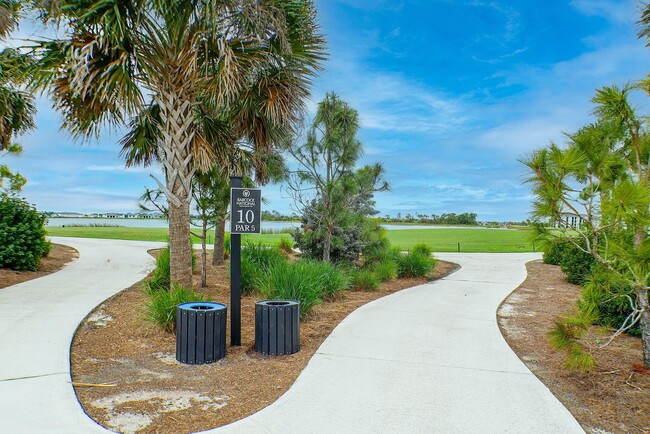 Building Photo - Newly constructed 2/2 condo in Punta gorda...