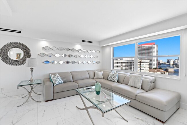 Building Photo - 121 Golden Isles Dr