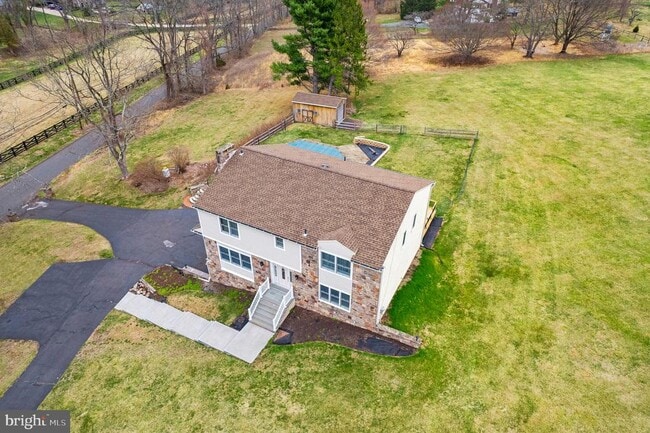Building Photo - 3554 N Sugan Rd