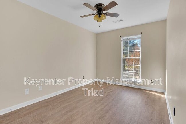 Building Photo - 3111 Alder Way