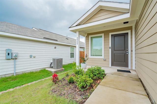 Building Photo - 3505 Flicker Ln