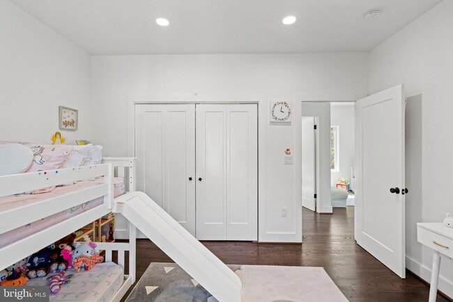 Building Photo - 6202 Massachusetts Ave