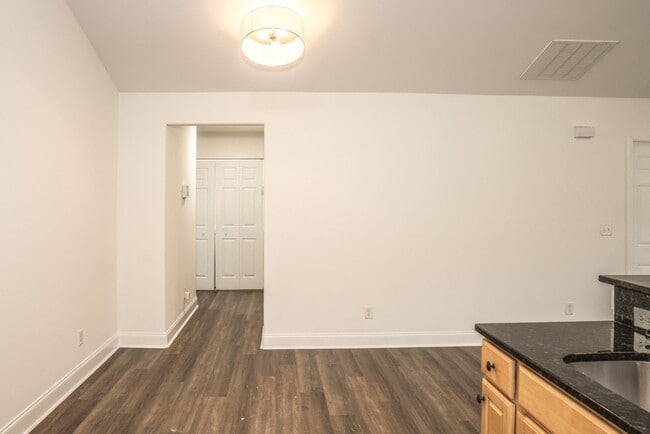 Building Photo - Three Bedroom on the Pond in Hearthstone Lakes Community