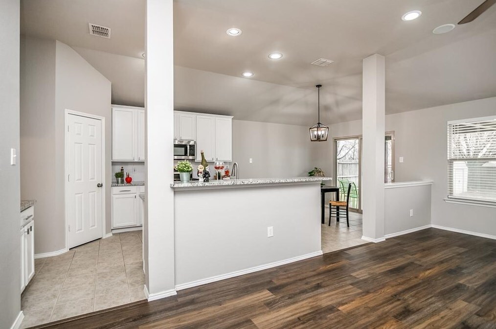 Building Photo - 5908 Stirrup Iron Dr