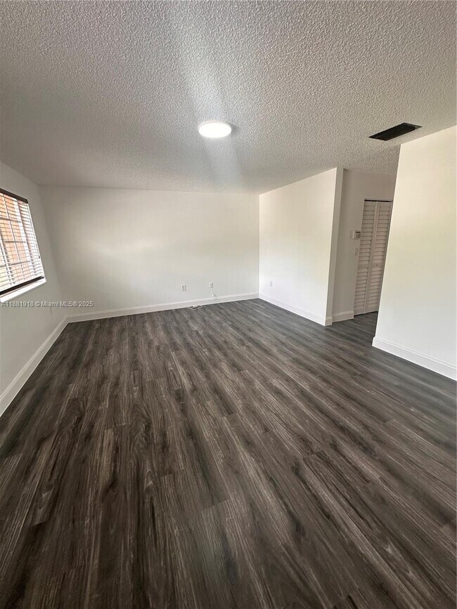 Building Photo - 8950 NW 189th Terrace